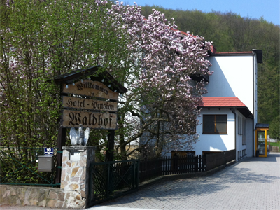 Hotel Waldhof_06_300x400.png